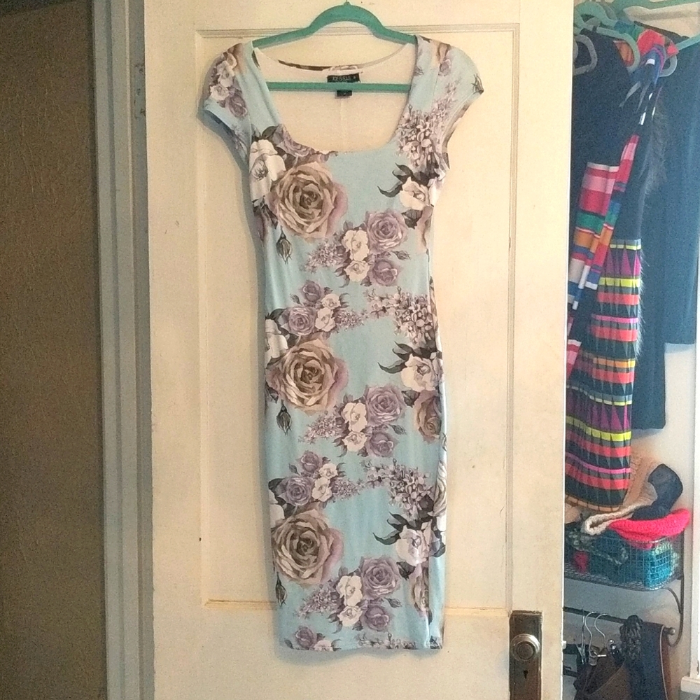 Joe & Elle dress blue purple floral body con knit